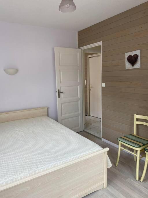 Appartement Au Centre Ville. Cauterets Exteriör bild
